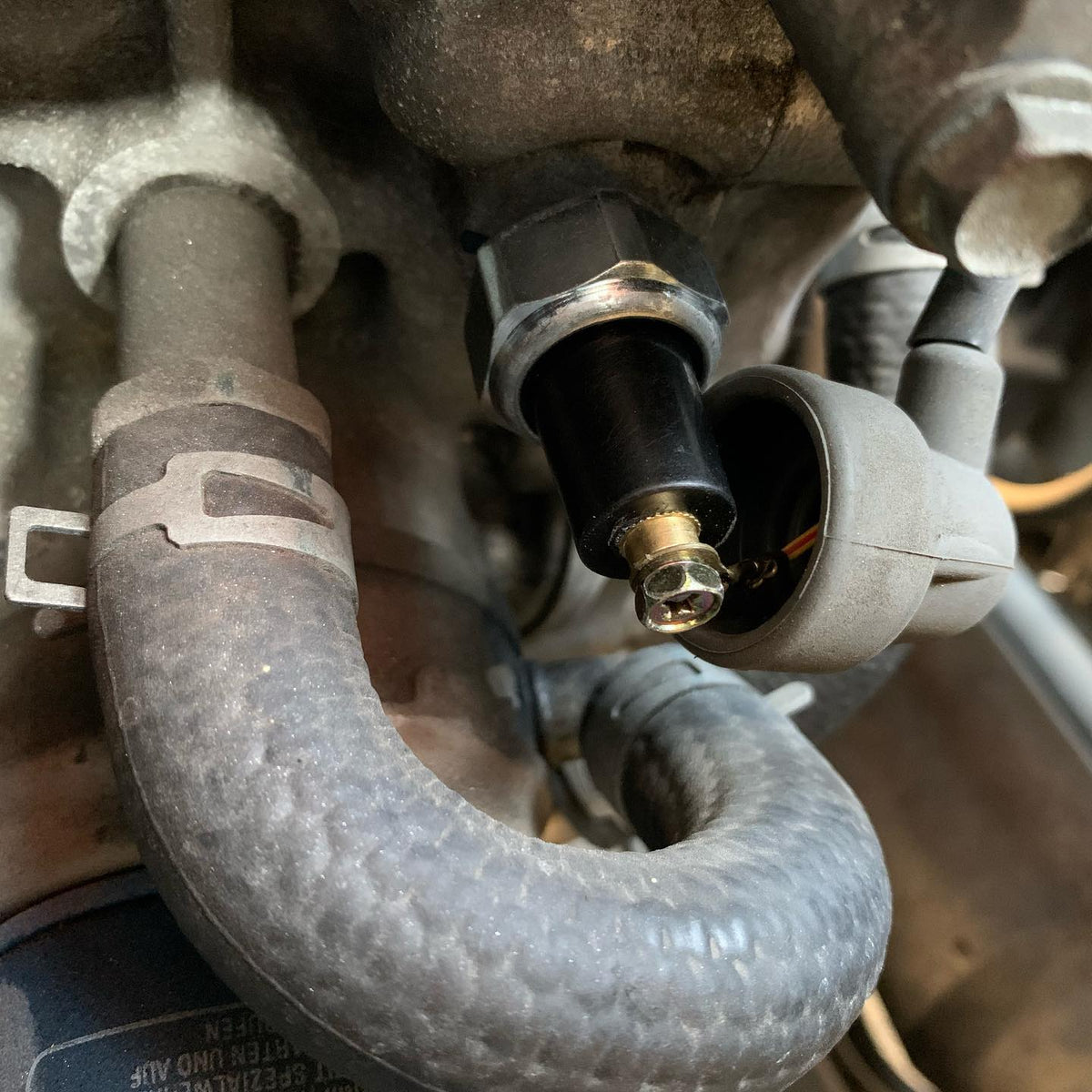 Ballade Sports Early Warning Oil Pressure Sensor