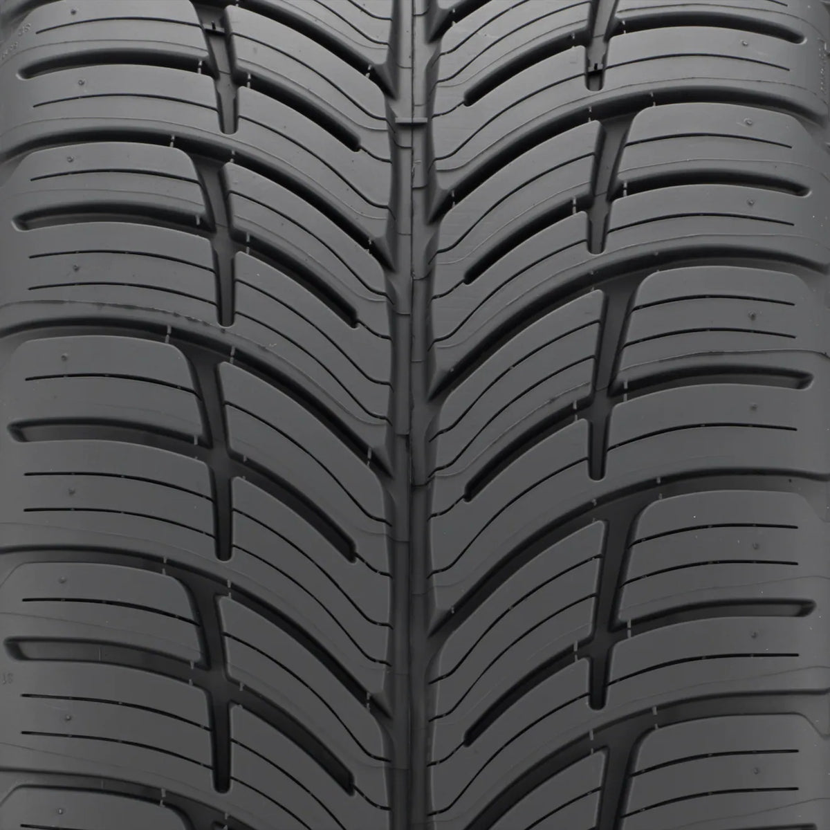 BF Goodrich G-Force Comp-2 A/S PLUS Tire