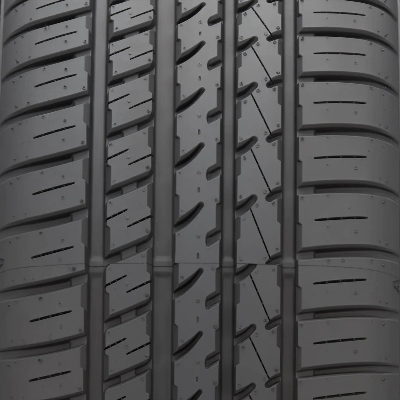 Falken Azenis FK001 A/S Tire