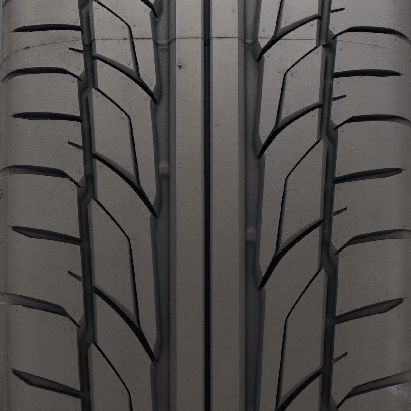 Nitto NT555 G2 Tire - ABAutoworks