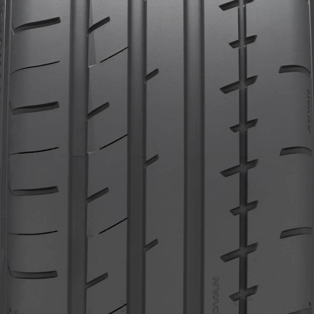 Yokohama Advan Apex V601 Tire