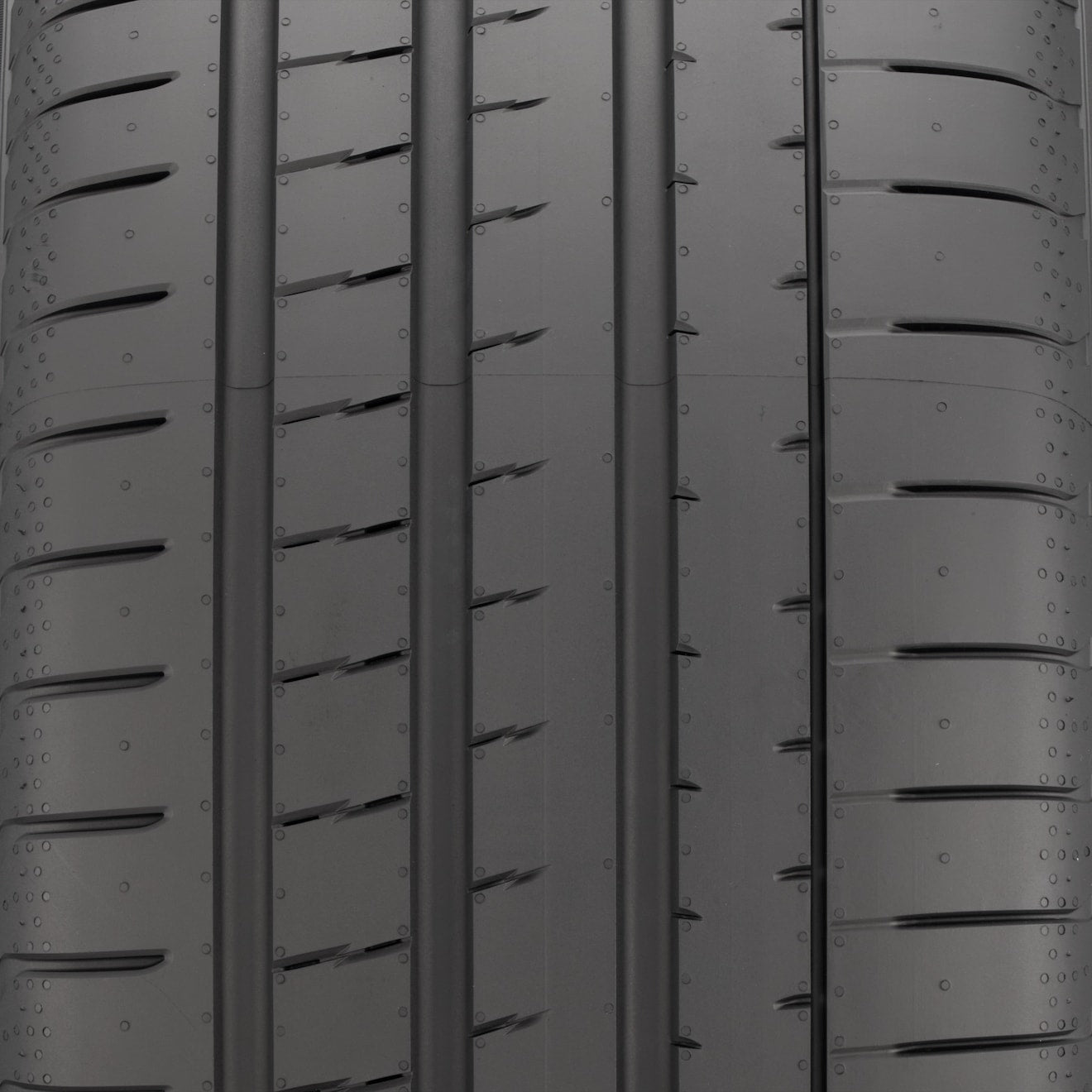 Yokohama Advan Sport V107D Tire